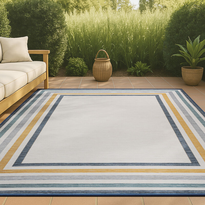 Coastal Casual Palm Frond Reversible Machine-Washable Indoor/Outdoor Area Rug