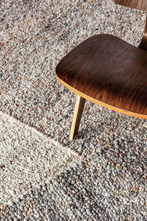 Quiet Time Hadren Doeskin 9' x 12' Rug