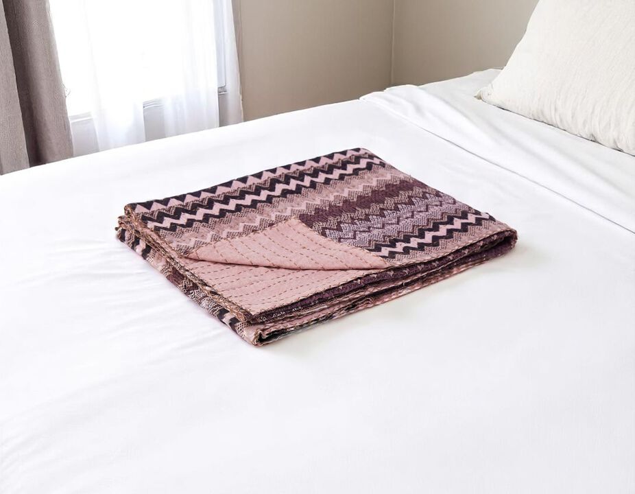 HomeRoots 50" X 70" Black And Pink Cotton Kantha Chevron Throw Blanket