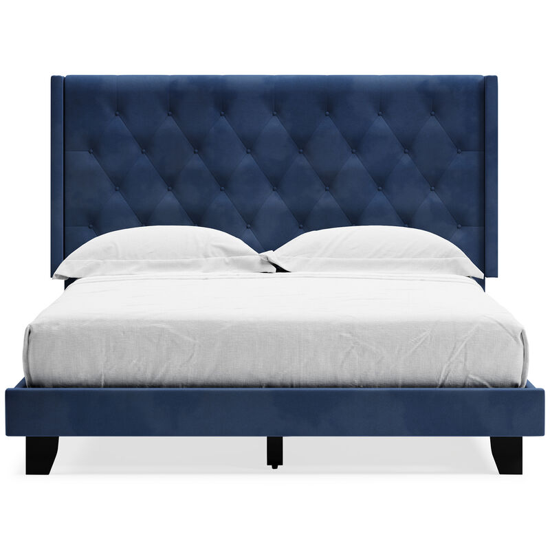 Vintasso Queen Upholstered Bed