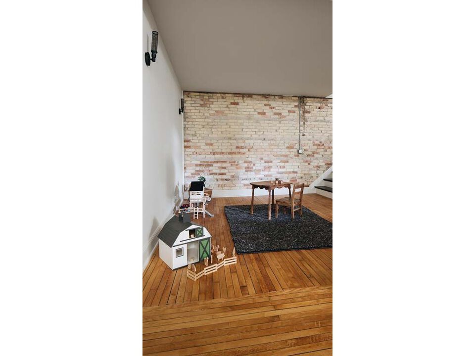 Atlas Wall Sconce