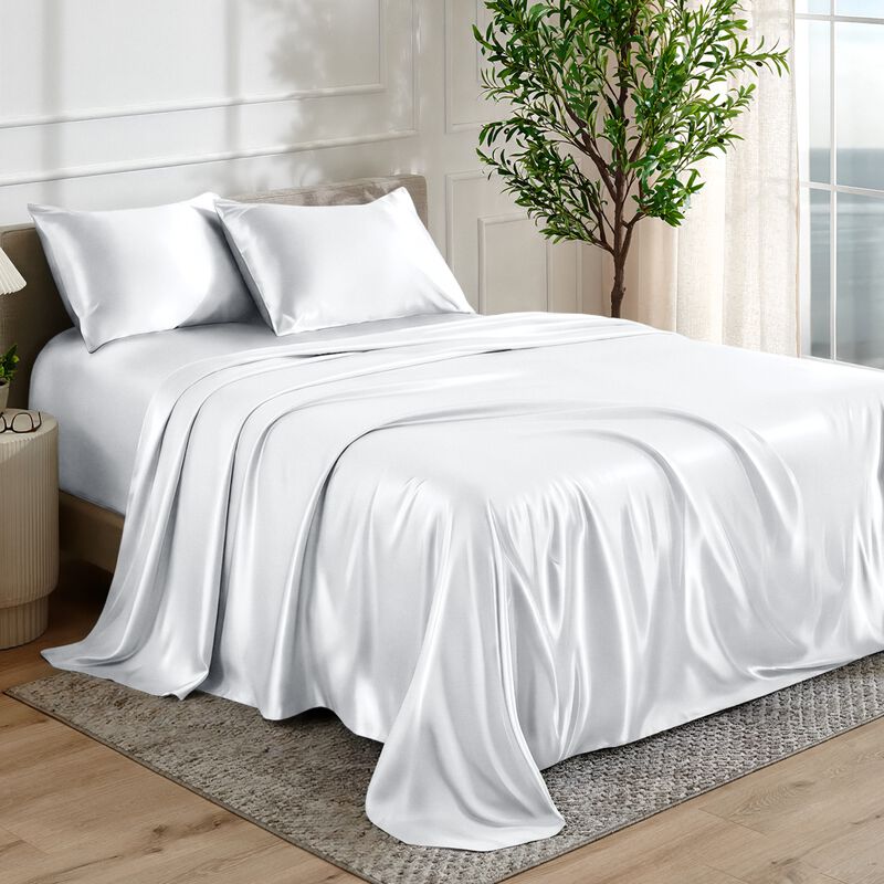 Silky-Smooth Satin Sheet Set image number 4