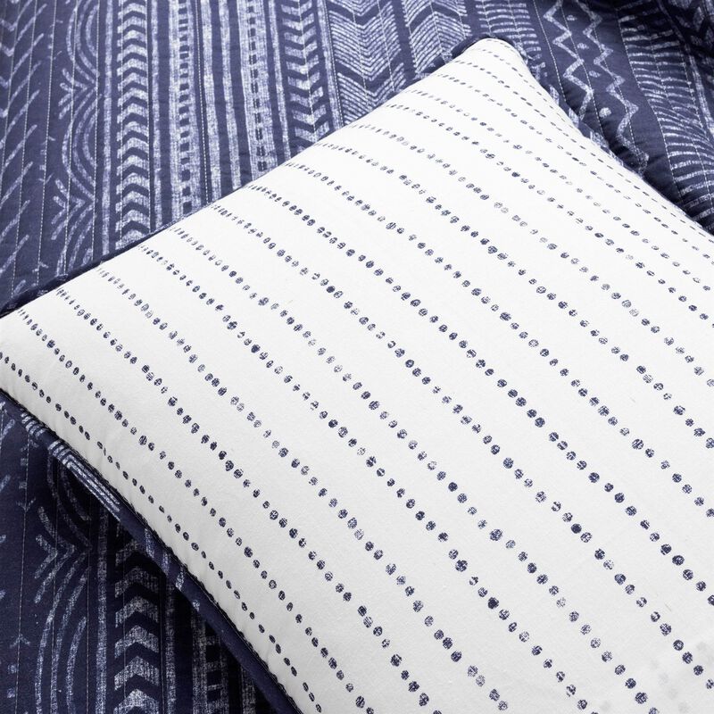 Hivvago King size Scandinavian Chevron Navy Blue White Reversible Cotton Quilt Set