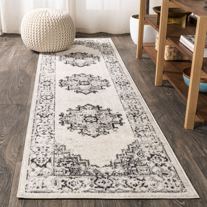 Inigo Cottage Medallion Area Rug