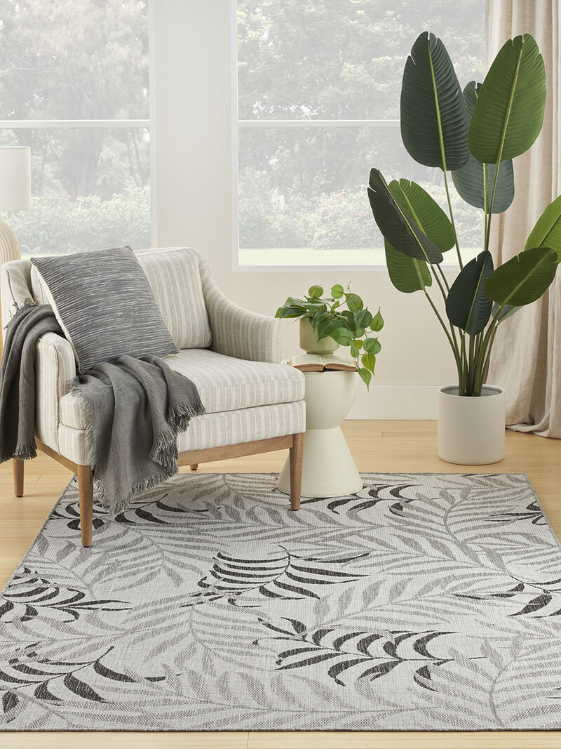 Garden Oasis GOA01 Gray 6' x 9' Rug