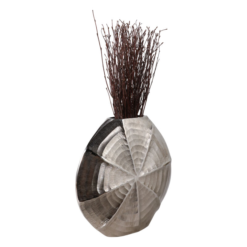 Shell Pattern Metal Vase image number 1
