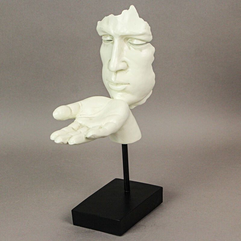 Vitruvian Collection `Blowing A Kiss` Sculpture Tealight Candle Holder Statue image number 3