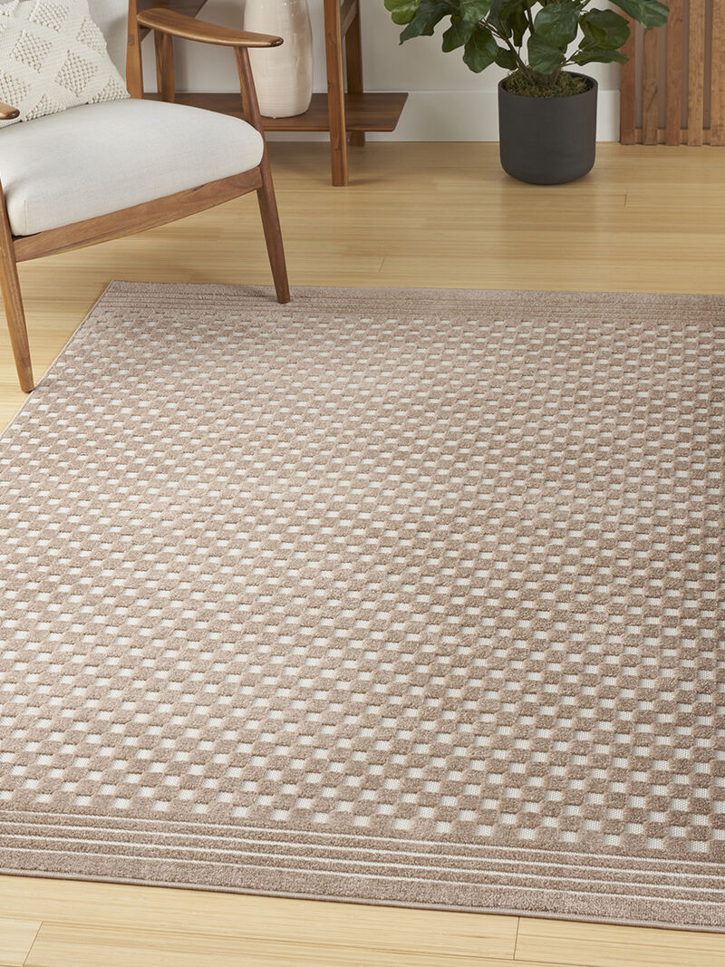 Care Free CAF02 Brown 3'11" x 5'11" Rug