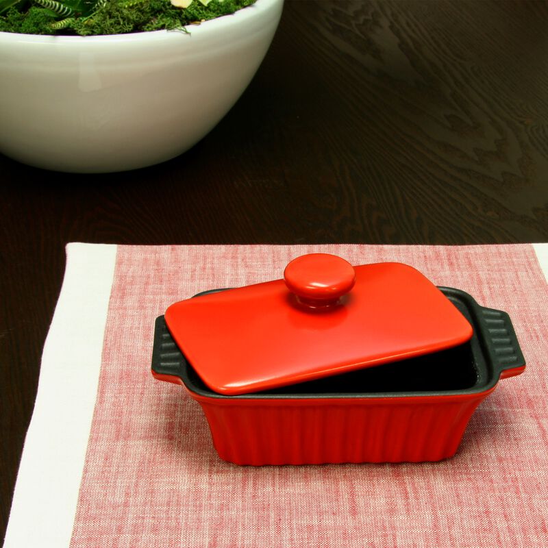 Denhoff 8.5 in. Non-Stick Ribbed Casserole with Lid in Red