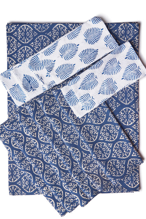 Sultana Table Runner, Placemats & Napkins Set