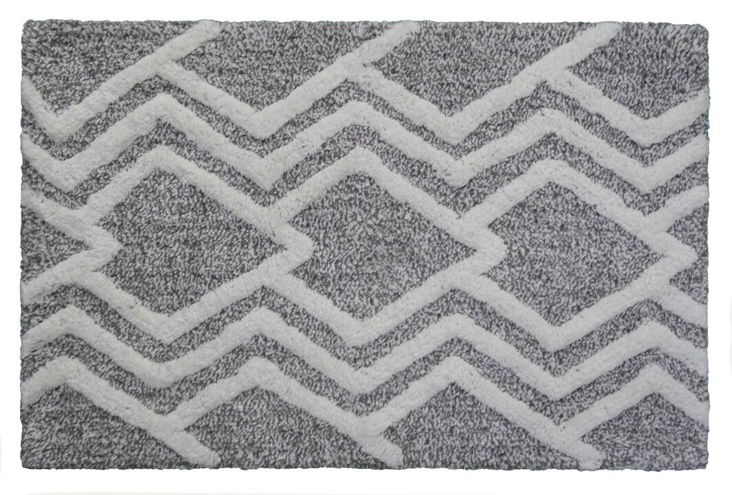 Bathroom Rug Geometric Pattern in Grey & Ivory 20"x32"