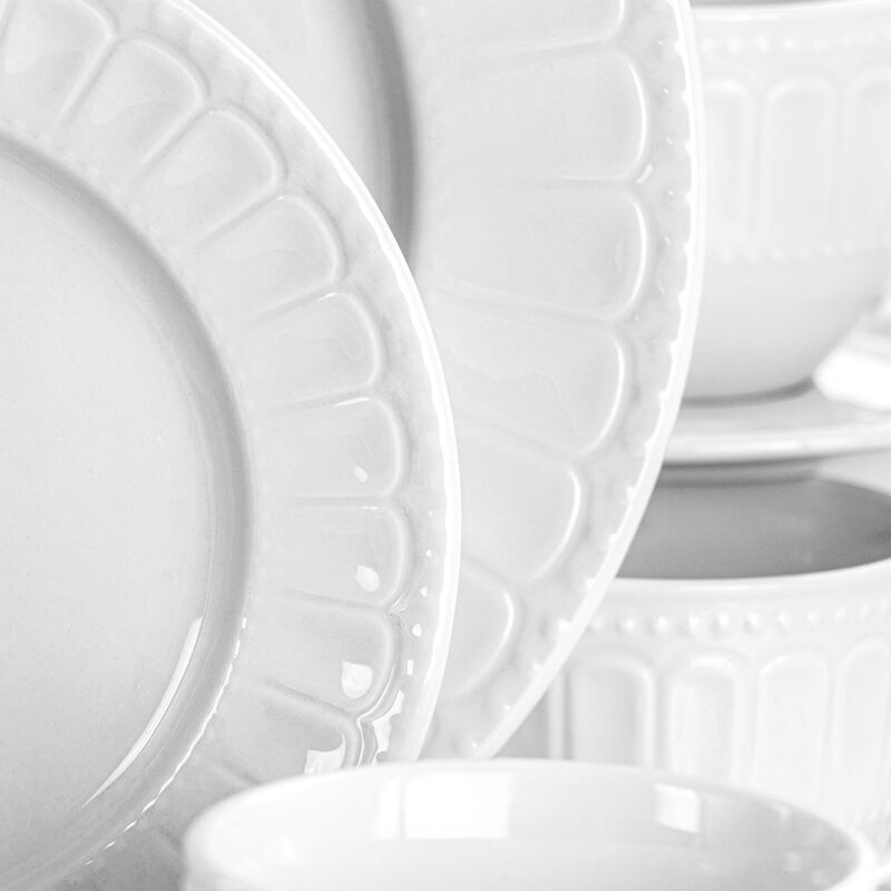 Elama Charlotte 20 Piece Porcelain Dinnerware Set in White
