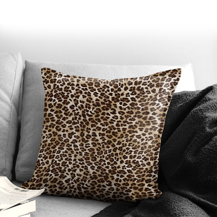 6ix Tailors Fine Linens Jolene Animal Print/Black Decorative Throw Pillows