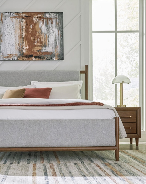Lyncott Queen Upholstered Panel Bed