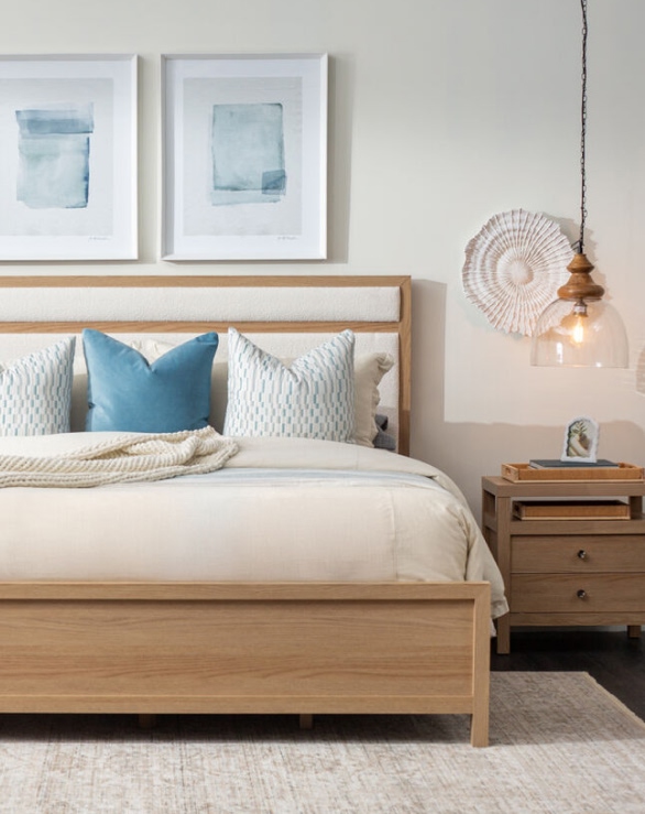 Merrifield Queen Panel Bed