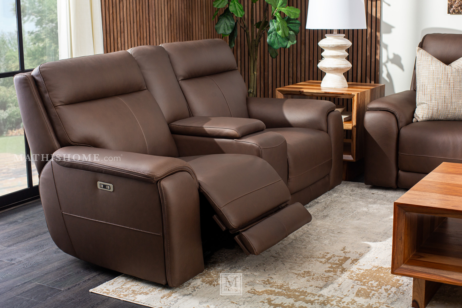 Trinity Power Loveseat | Mathis Home