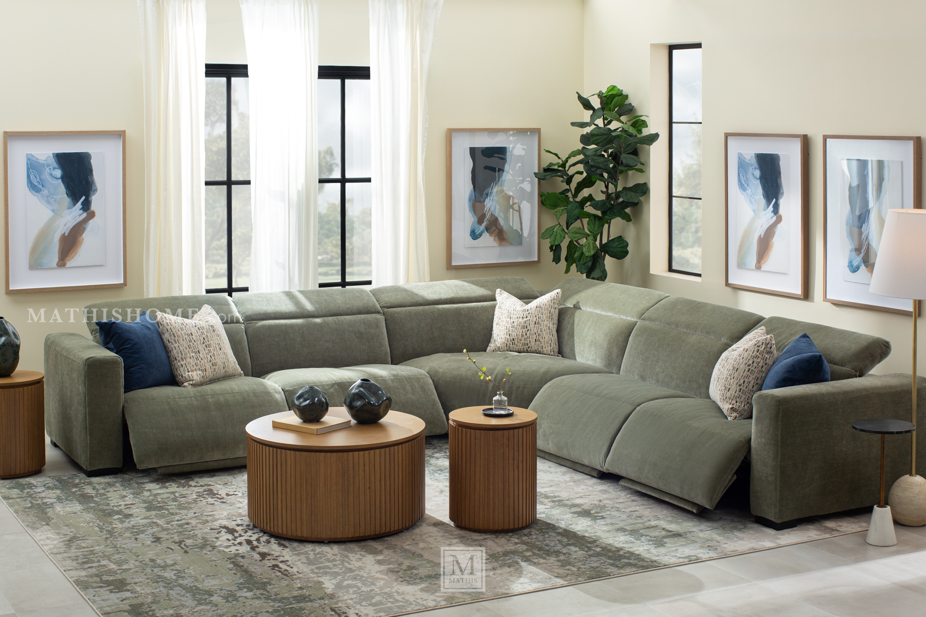 Montmarte Reclining Sectional | Mathis Home